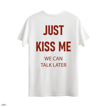Regular T-Shirt "Kiss Me"